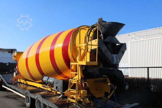 Tipper Ginaf X 5250 + TIPPER 10x4 + MANUAL