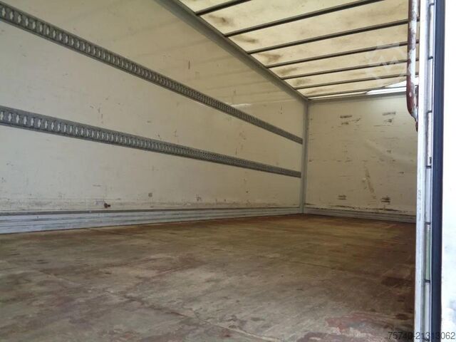 Box body Mercedes-Benz Atego 822 + Euro 5 + Dhollandia lift