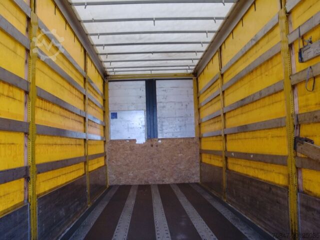 Jumbo truck Volvo FH 460 Hydroroll Rollenbett Aircargo