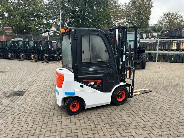Electric 4-wheel forklift Bobcat B15NS