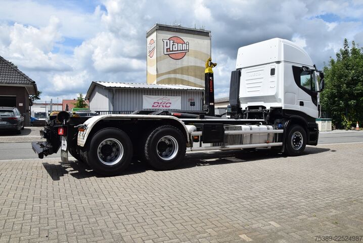 Kipper LKW Iveco Stralis 510 Highway HiabAbrollkipper 6X4