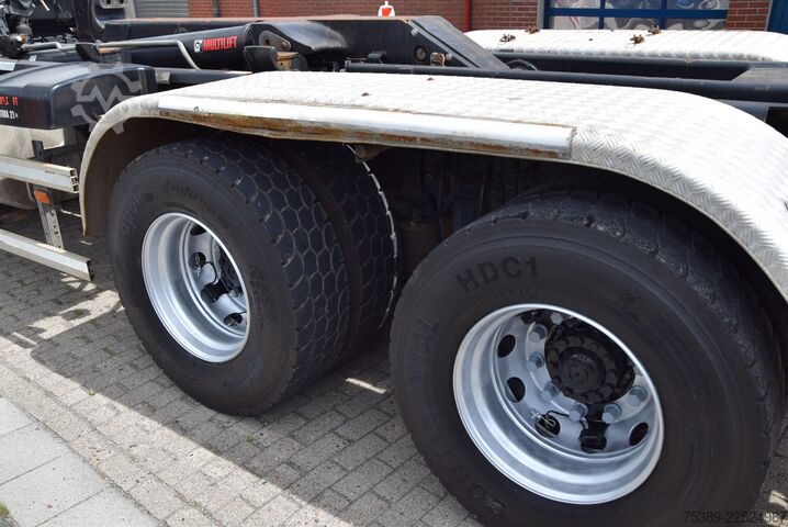 Tipper truck Iveco Stralis 510 Highway HiabAbrollkipper 6X4