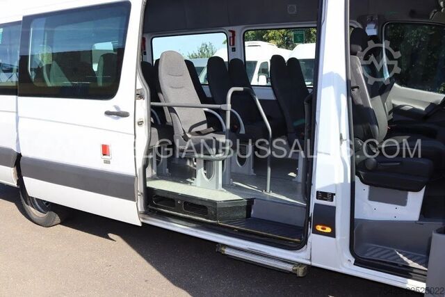 Kleinbus Mercedes-Benz Sprinter Transfer 45/ Basic 45 / 7.4m / Automat...
