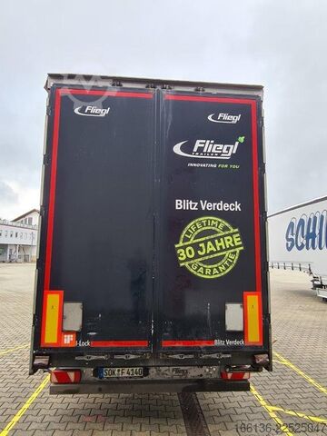 Curtainsider Fliegl 3-Achs Gardine Mega mit 7m Coilmulde