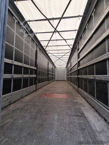 Curtainsider Fliegl 3-Achs Gardine Mega mit 7m Coilmulde