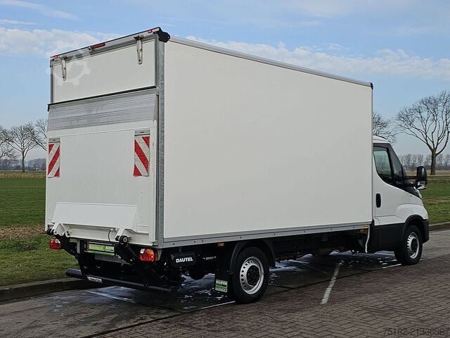 Suitcase IVECO DAILY 35S14       Bakwagen Laadklep!