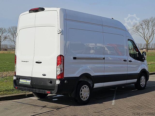 High-roof van FORD TRANSIT 2.0 L3H3 RWD Navi