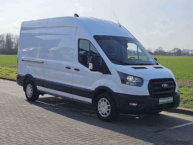 High-roof van FORD TRANSIT 2.0 L3H3 RWD Navi