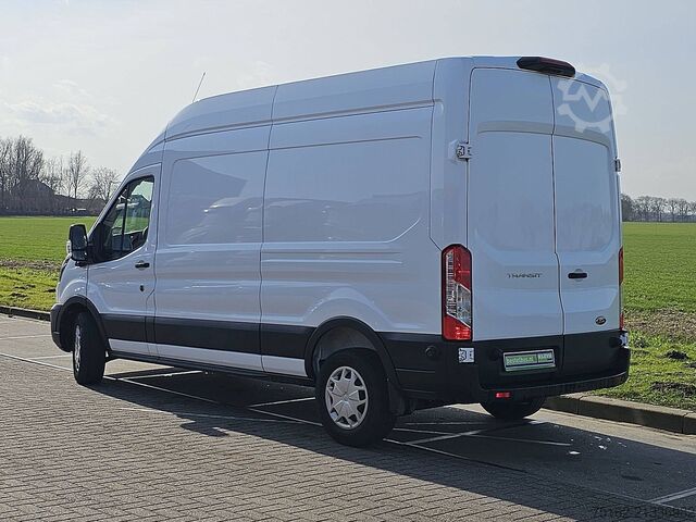 High-roof van FORD TRANSIT 2.0 L3H3 RWD Navi