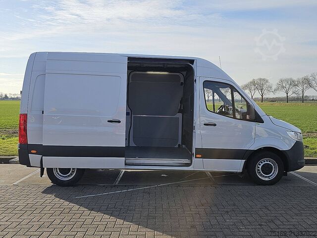 High-roof van MERCEDES-BENZ SPRINTER 214 CDI AUT. L2H2
