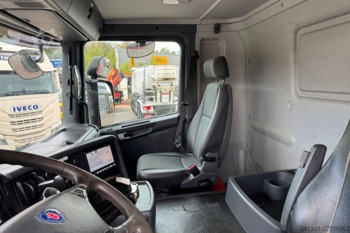 Special purpose truck SCANIA G440 6x2 Getreidekipper