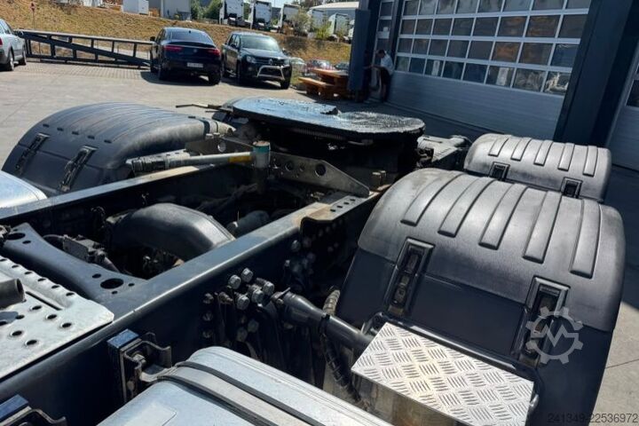 Standard tractor unit SCANIA G490 6x4