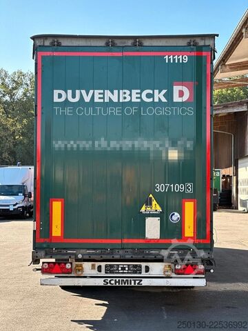 Auflieger mit Pritsche & Plane SCHMITZ CARGOBULL SCB*S3T MegaTrailer Curtainsider Edscha