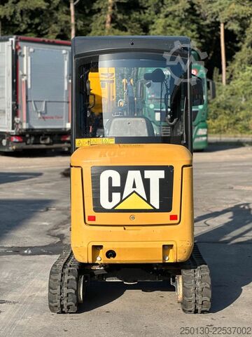 Minibagger CATERPILLAR 301.7D Gummikette / 2 Löffel / Schwenkschaufel