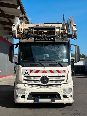Müllwagen MERCEDES-BENZ Antos 2533 6x2 FAUN Frontpress 533 Überkopflader