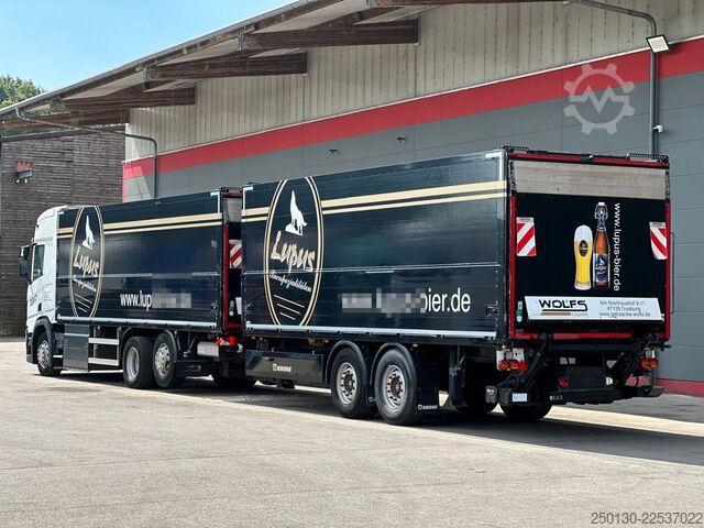 LKW mit Getränkeaufbau SCANIA R410 6x2 LL EWERS Getränketransport Zug mit LBW