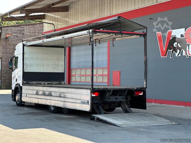 LKW mit Getränkeaufbau SCANIA R410 6x2 LL EWERS Getränketransport Zug mit LBW