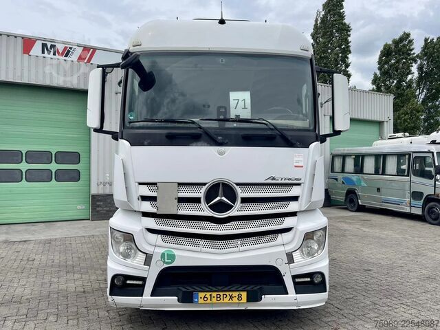 Standard-SZM Mercedes-Benz Actros 1845 Dutch truck.  FRIGO