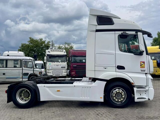 Standard-SZM Mercedes-Benz Actros 1845 Dutch truck.  FRIGO