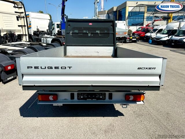 Pick-up van Peugeot Boxer 435 Doppia Cabina 140 HDI