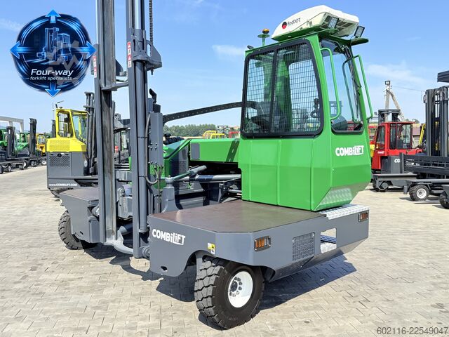 Vierwegestapler Combilift C5000SL GAS TRIPLEX 5500 FREE-LIFT