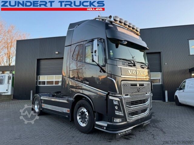 Standard-SZM Volvo FH16-750 GLOBETROTTER XL, IPARCOOL , 2 TANKS, 2...