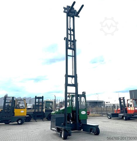 4-way forklift truck Combilift C4000 /2015 /Triplex 8400 mm/Only 7299 h