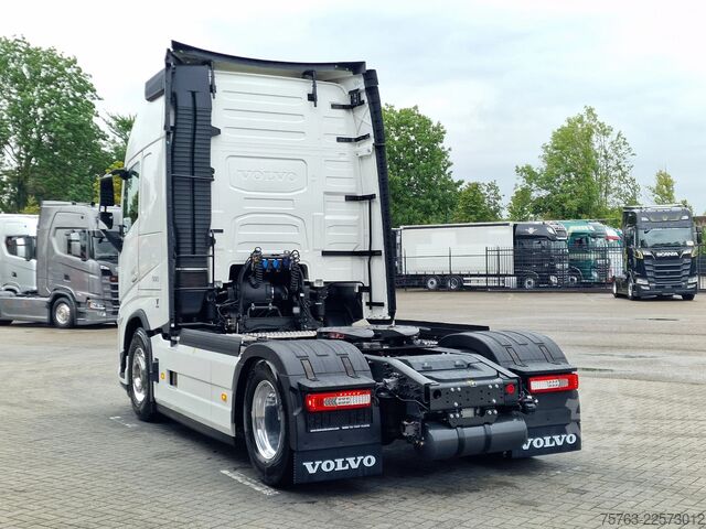 Standard-SZM Volvo FH 13.500 Aero Globetrotter XL 4x2 - New - Full...