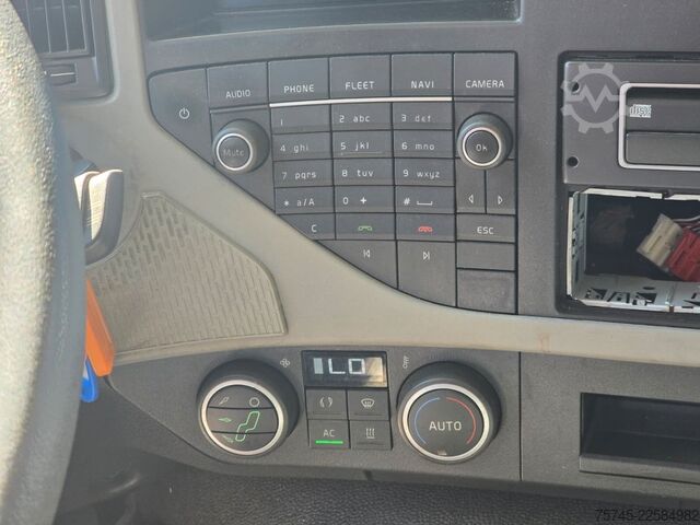 Refrigerated truck VOLVO FM 460 * FRIGOBLOCK *VOLLLUFT*LBW 2.5T PALFINGER