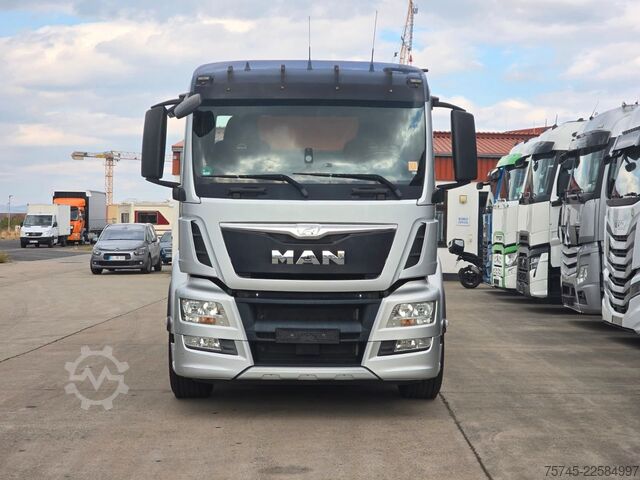 Truck mounted crane MAN TGS 26.360 *  HYVA-KRAN * 19.3M * FERNBEDIENUNG