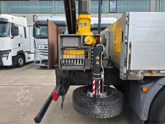 Truck mounted crane MAN TGS 26.360 *  HYVA-KRAN * 19.3M * FERNBEDIENUNG