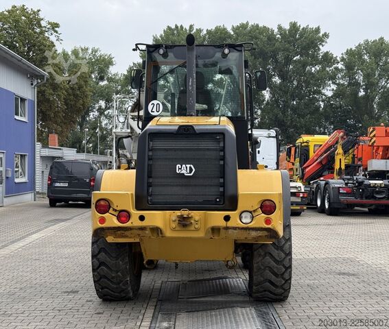 Wheel loader CATERPILLAR 914 14A Radlader MIT Schaufel 8,6 Tonnen *2927 h