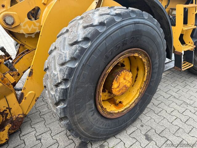 Wheel loader CATERPILLAR 914 14A Radlader MIT Schaufel 8,6 Tonnen *2927 h