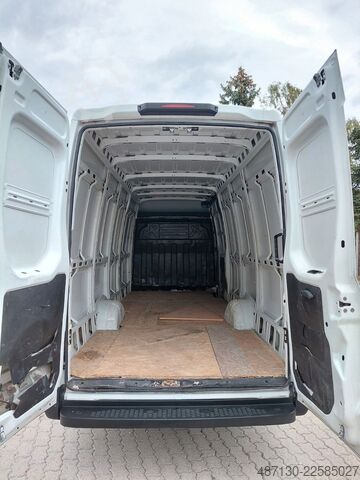 Panel van IVECO Daily Daily 35S14SV 2.3