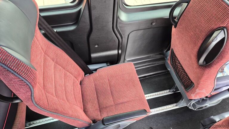 Minibus FIAT Ducato 9 Sitzer Mobility Airlineboden Rolli