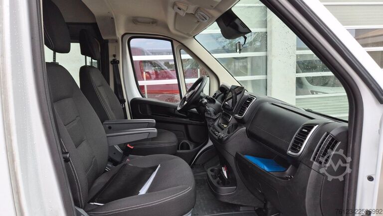 Minibus FIAT Ducato 9 Sitzer Mobility Airlineboden Rolli