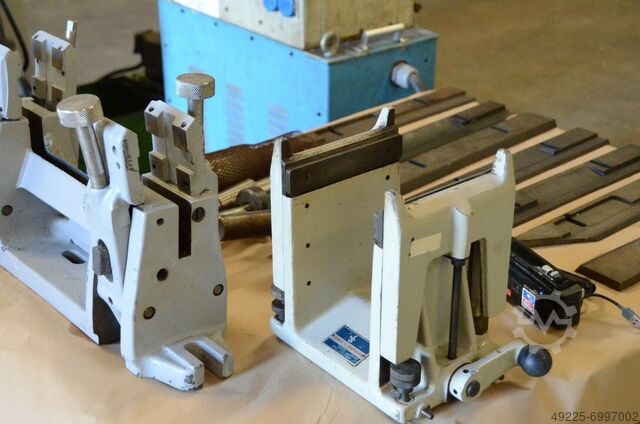 Centerless grinding machine CINCINNATI 107-4