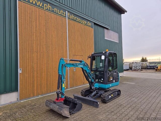 Backhoe loader Sunward SWE20F - Vorführmaschine