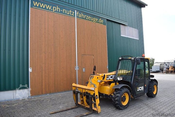 Telescopic loader JCB 525-60