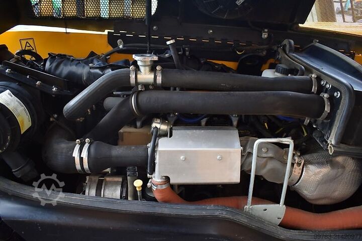 Telescopic loader JCB 525-60