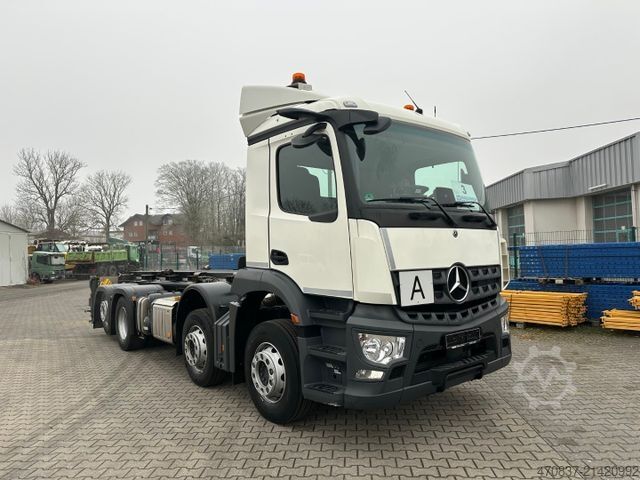 Abrollkipper MERCEDES-BENZ Arocs 3243 8x2 / M-Tec HLS 20 Silosteller + Funk