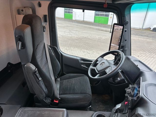 Abrollkipper MERCEDES-BENZ Arocs 3243 8x2 / M-Tec HLS 20 Silosteller + Funk