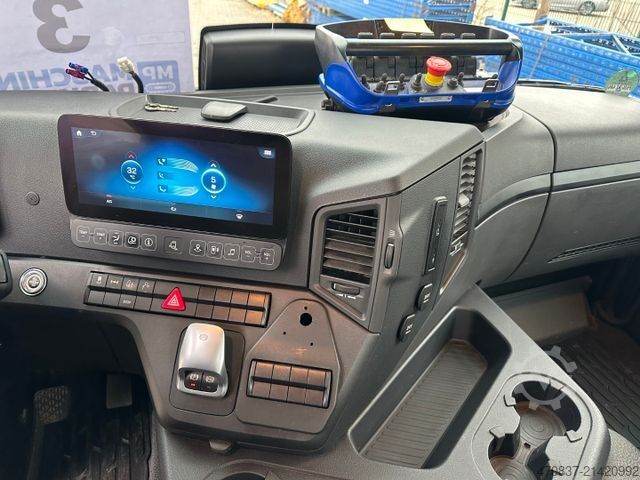 Abrollkipper MERCEDES-BENZ Arocs 3243 8x2 / M-Tec HLS 20 Silosteller + Funk