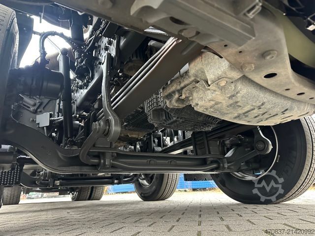 Abrollkipper MERCEDES-BENZ Arocs 3243 8x2 / M-Tec HLS 20 Silosteller + Funk