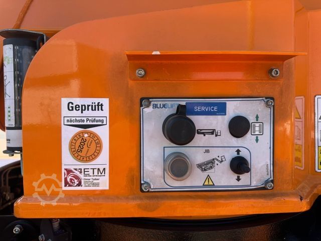 Truck-mounted work platform MERCEDES-BENZ Rutmann SA 26 / Raupenbühne / Funk