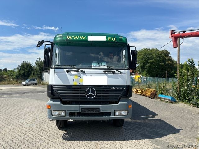 Vacuum tank truck MERCEDES-BENZ Actros 4140 K 8x4 / RSP 32-7 Saugbagger