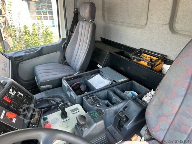 Vacuum tank truck MERCEDES-BENZ Actros 4140 K 8x4 / RSP 32-7 Saugbagger