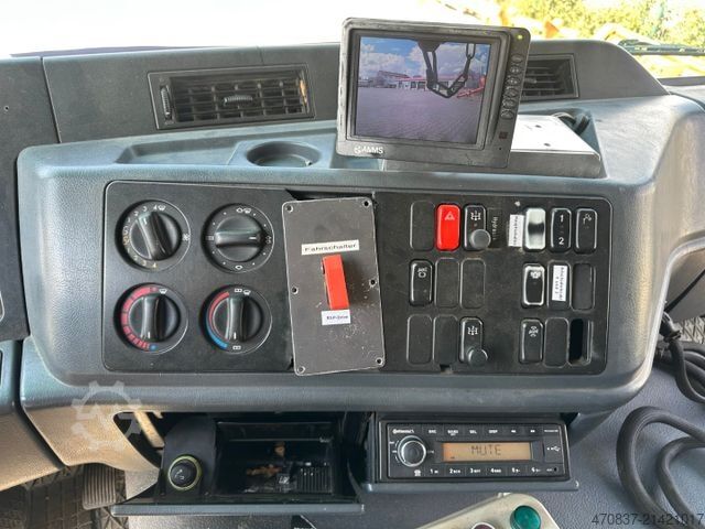 Vacuum tank truck MERCEDES-BENZ Actros 4140 K 8x4 / RSP 32-7 Saugbagger