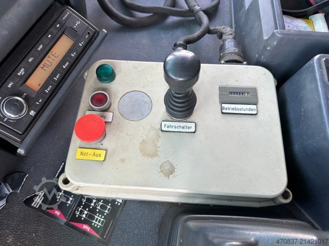 Vacuum tank truck MERCEDES-BENZ Actros 4140 K 8x4 / RSP 32-7 Saugbagger