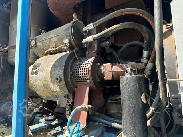 Vacuum tank truck MERCEDES-BENZ Actros 4140 K 8x4 / RSP 32-7 Saugbagger